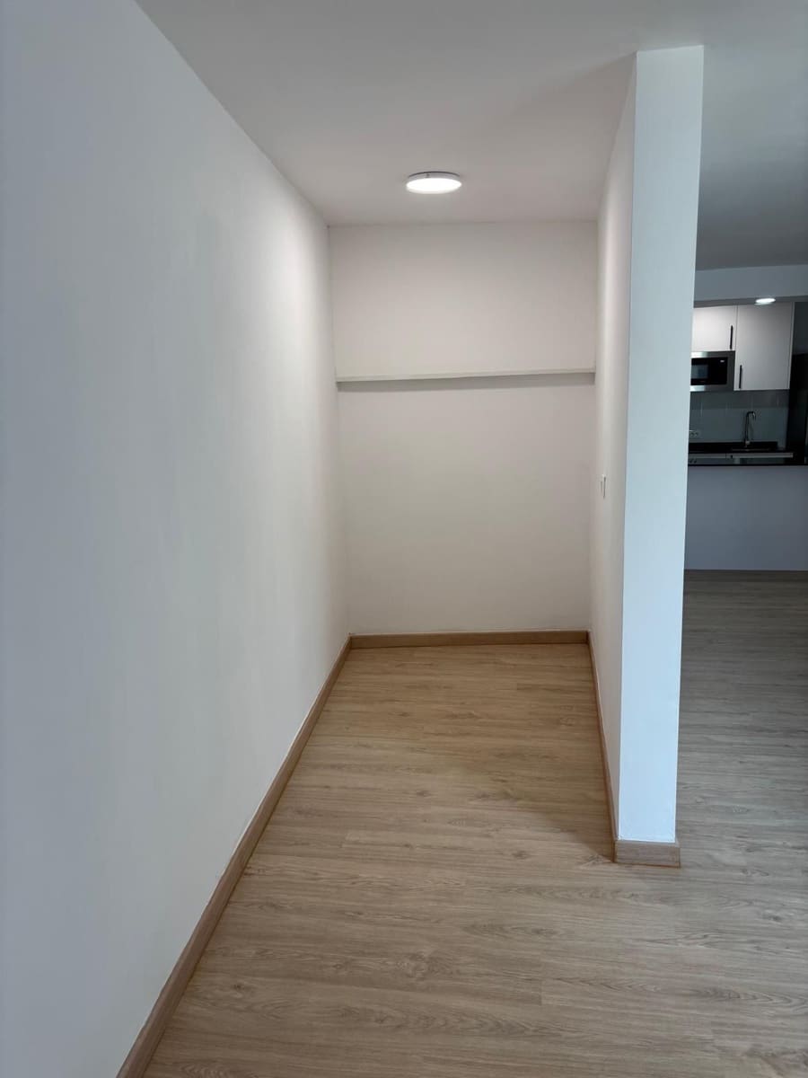 1 quarto Apartamento para arrendar em Puerto de la Cruz - 975 € (Ref: 10114556)
