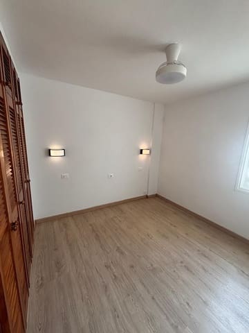 1 quarto Apartamento para arrendar em Puerto de la Cruz - 975 € (Ref: 10114556)