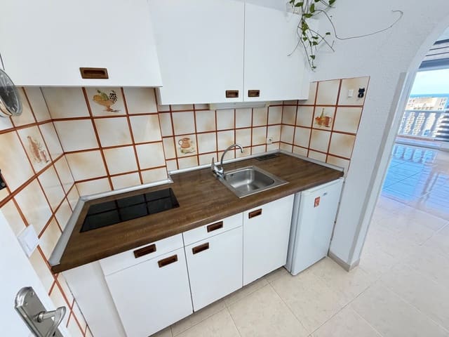 Estúdio para arrendar em Puerto de la Cruz com piscina - 1 200 € (Ref: 10150601)