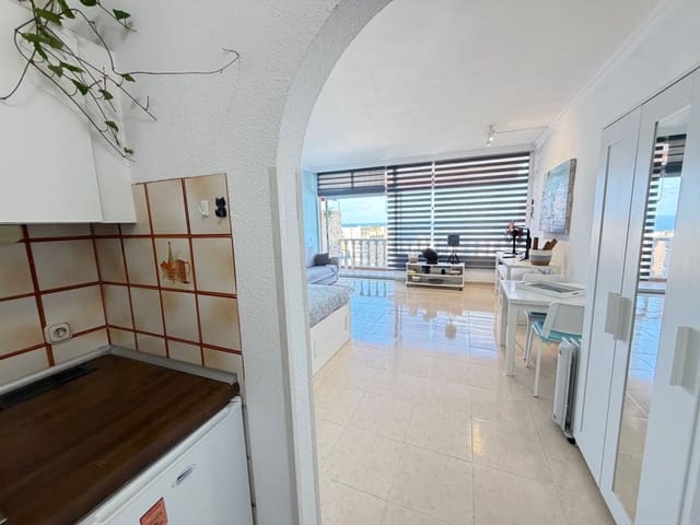Estúdio para arrendar em Puerto de la Cruz com piscina - 1 200 € (Ref: 10150601)