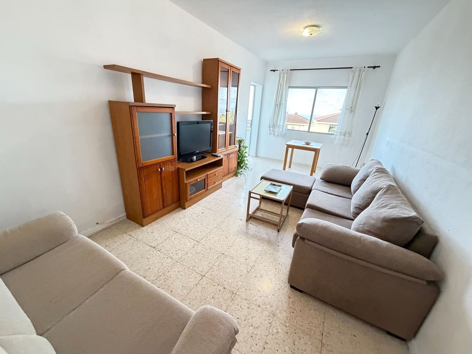 3 bedroom Apartment for rent in Puerto de la Cruz - € 900 (Ref: 10150602)