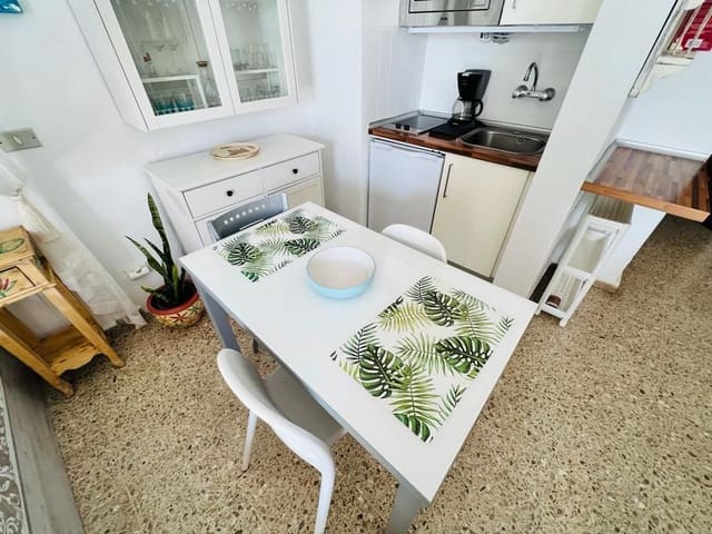 Yksiö vuokrattavana paikassa Puerto de la Cruz mukana uima-altaan - 850 € (Ref: 7590556)