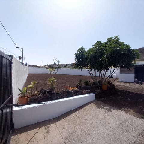 Bouwgrond te koop in San Cristóbal de La Laguna - € 185.000 (Ref: 8417551)