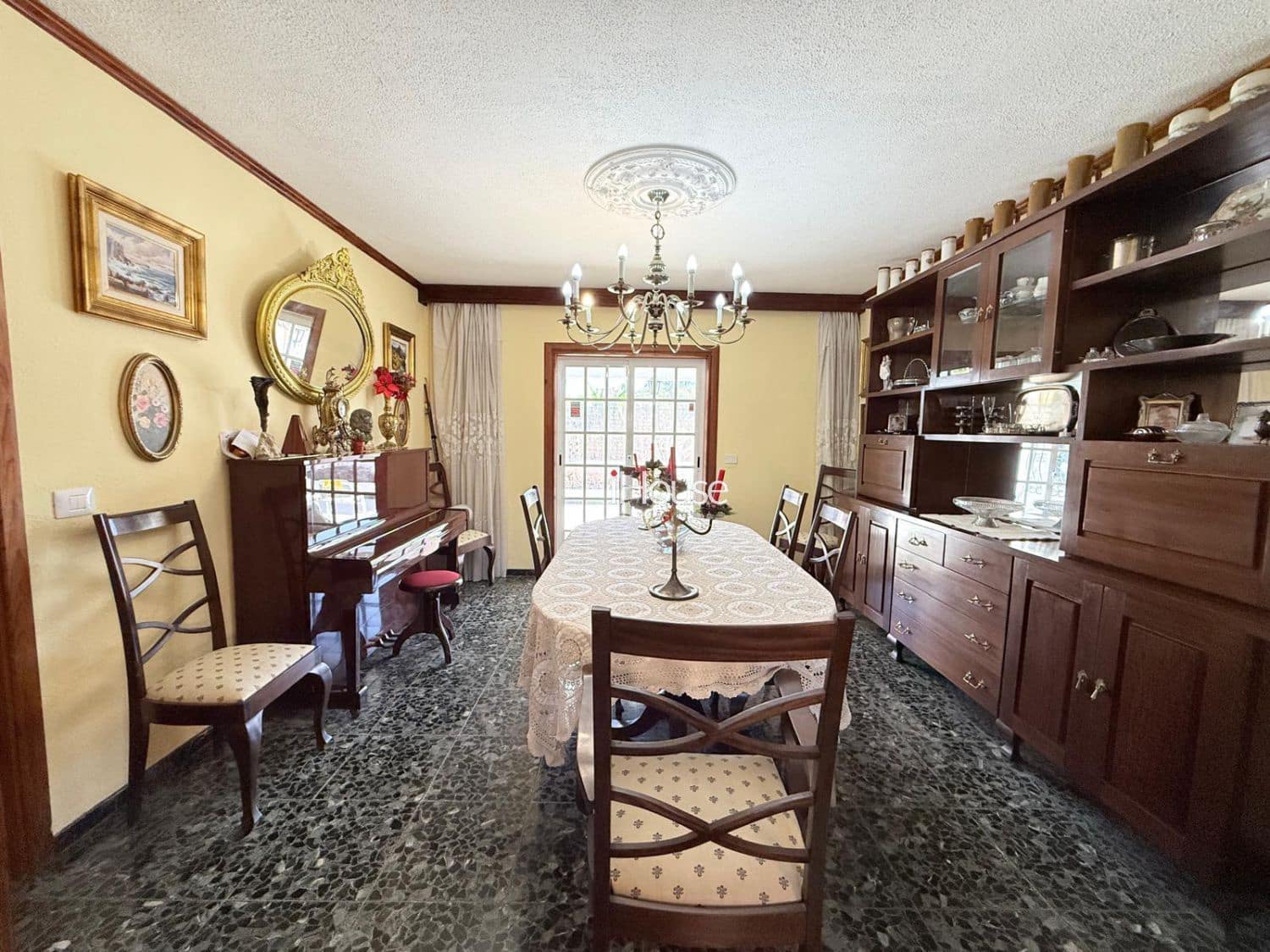 4 soveværelse Villa til salg i Puerto de la Cruz - € 693.990 (Ref: 8814360)