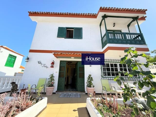4 slaapkamer Villa te koop in Puerto de la Cruz - € 693.990 (Ref: 8814360)