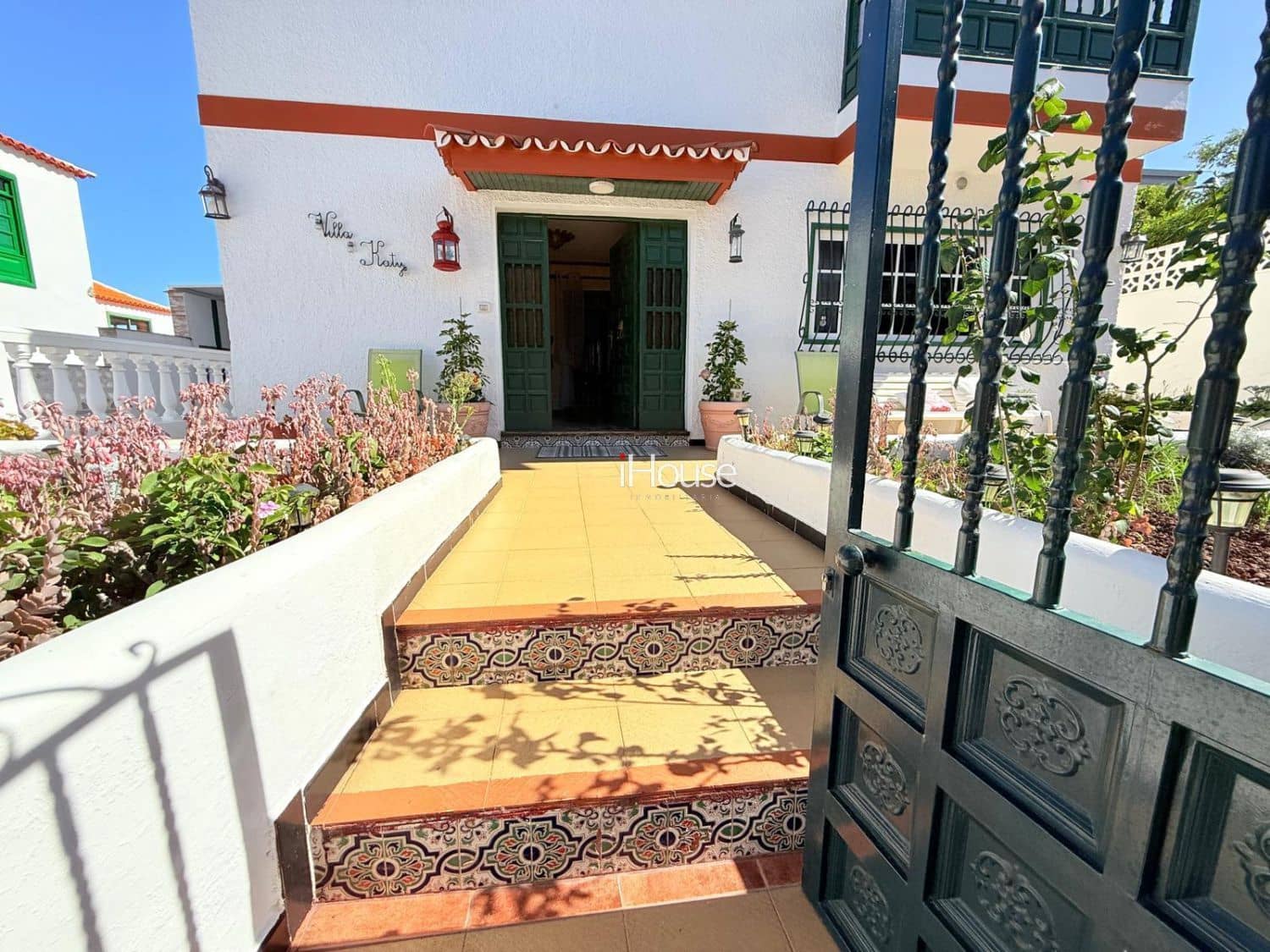 4 soveværelse Villa til salg i Puerto de la Cruz - € 693.990 (Ref: 8814360)