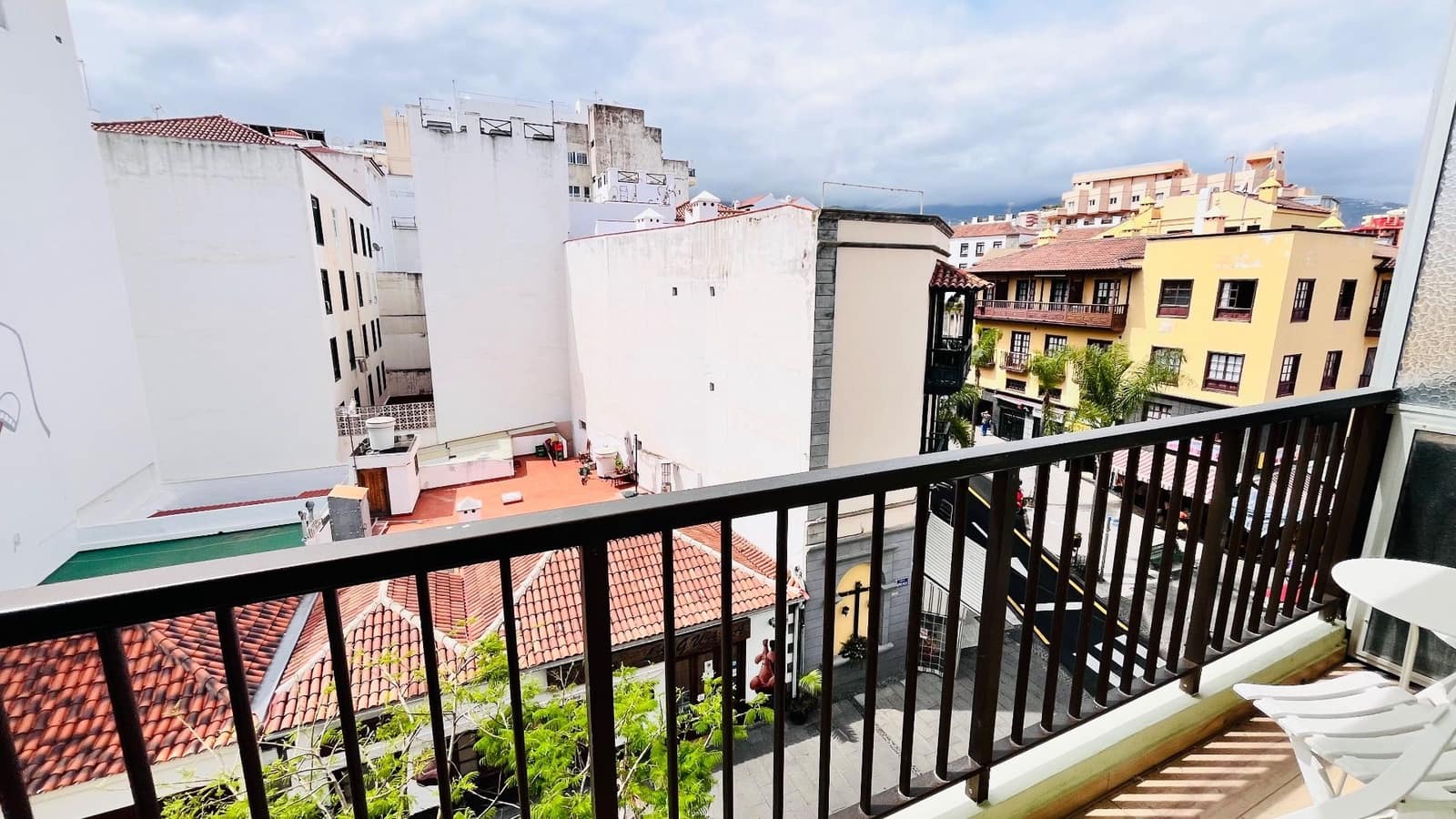 1 quarto Apartamento para arrendar em Puerto de la Cruz - 950 € (Ref: 8941188)