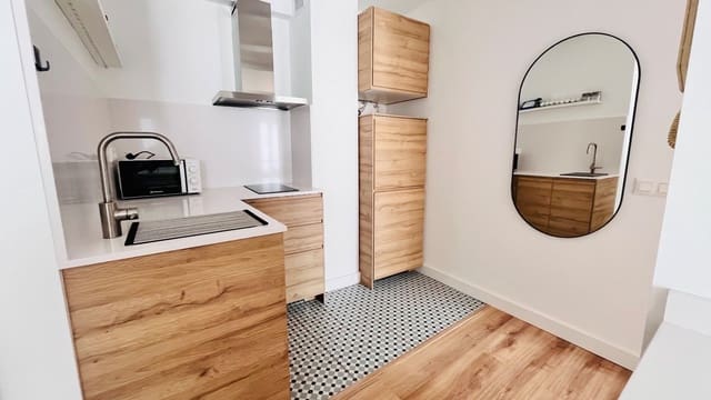 1 quarto Apartamento para arrendar em Puerto de la Cruz - 950 € (Ref: 8941188)