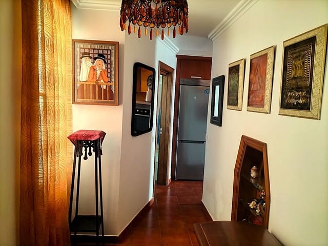 2 slaapkamer Appartement te koop in Icod de los Vinos met garage - € 239.000 (Ref: 8960497)