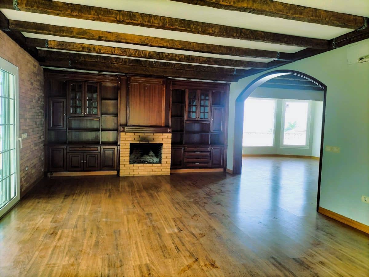 4 makuuhuone Huvila myytävänä paikassa La Orotava mukana uima-altaan 
autotalli - 900 000 € (Ref: 8980820)