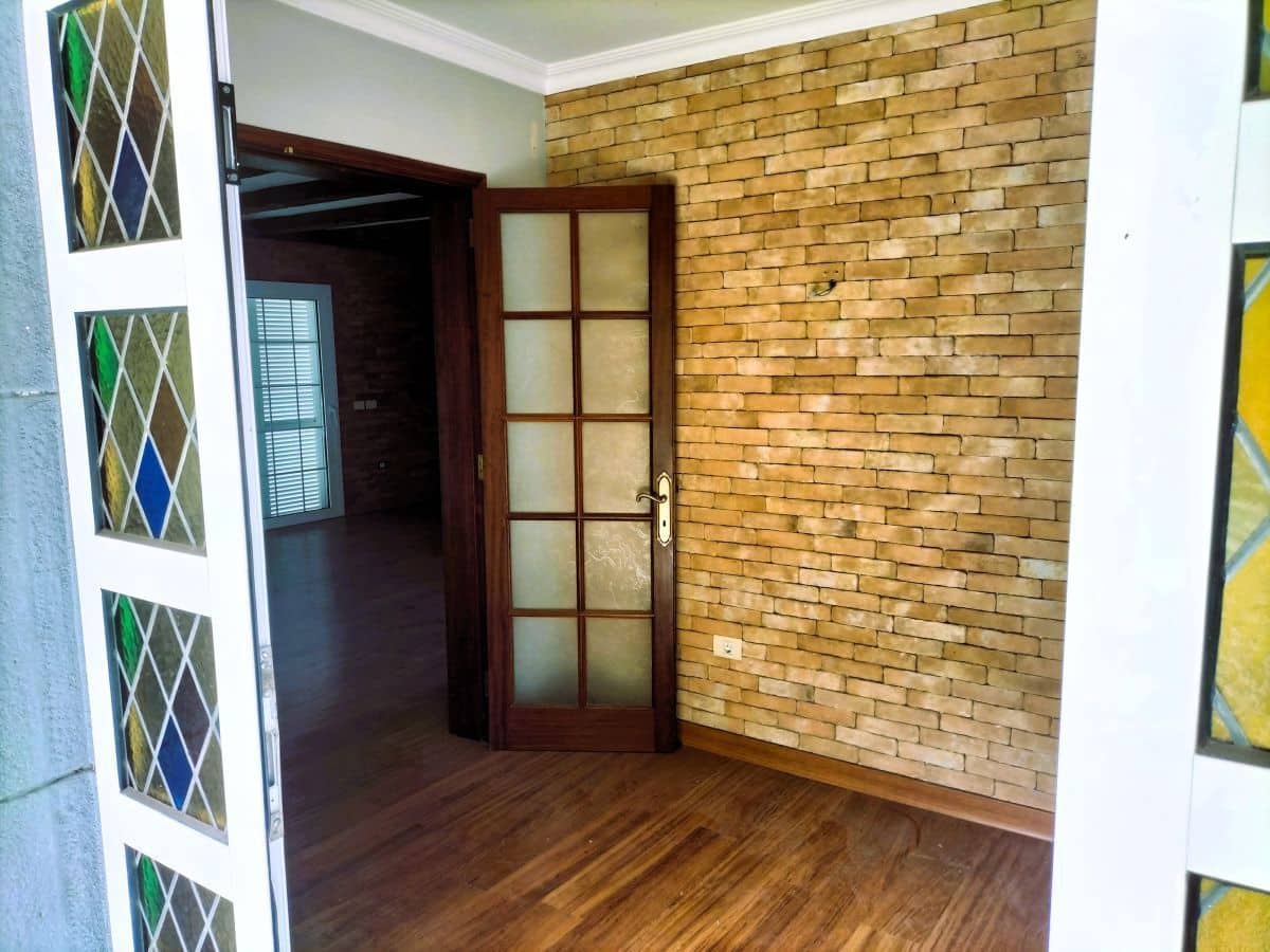 4 makuuhuone Huvila myytävänä paikassa La Orotava mukana uima-altaan 
autotalli - 900 000 € (Ref: 8980820)