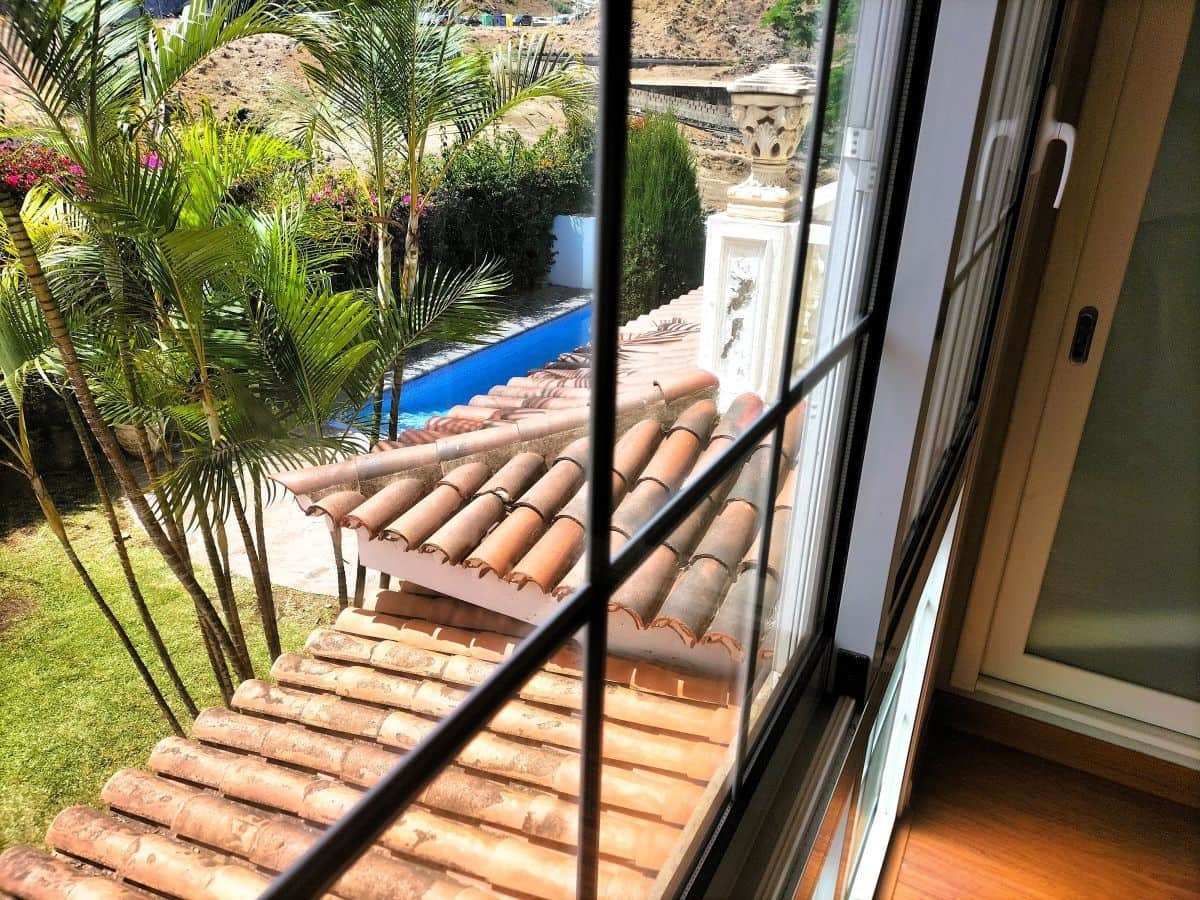 4 makuuhuone Huvila myytävänä paikassa La Orotava mukana uima-altaan 
autotalli - 900 000 € (Ref: 8980820)