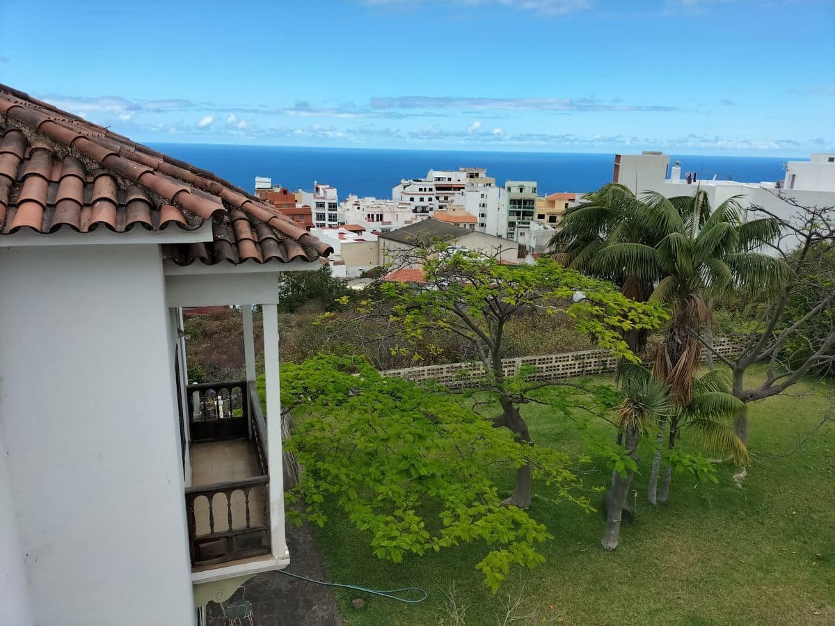 6 slaapkamer Villa te koop in Icod de los Vinos met garage - € 1.199.000 (Ref: 8980825)