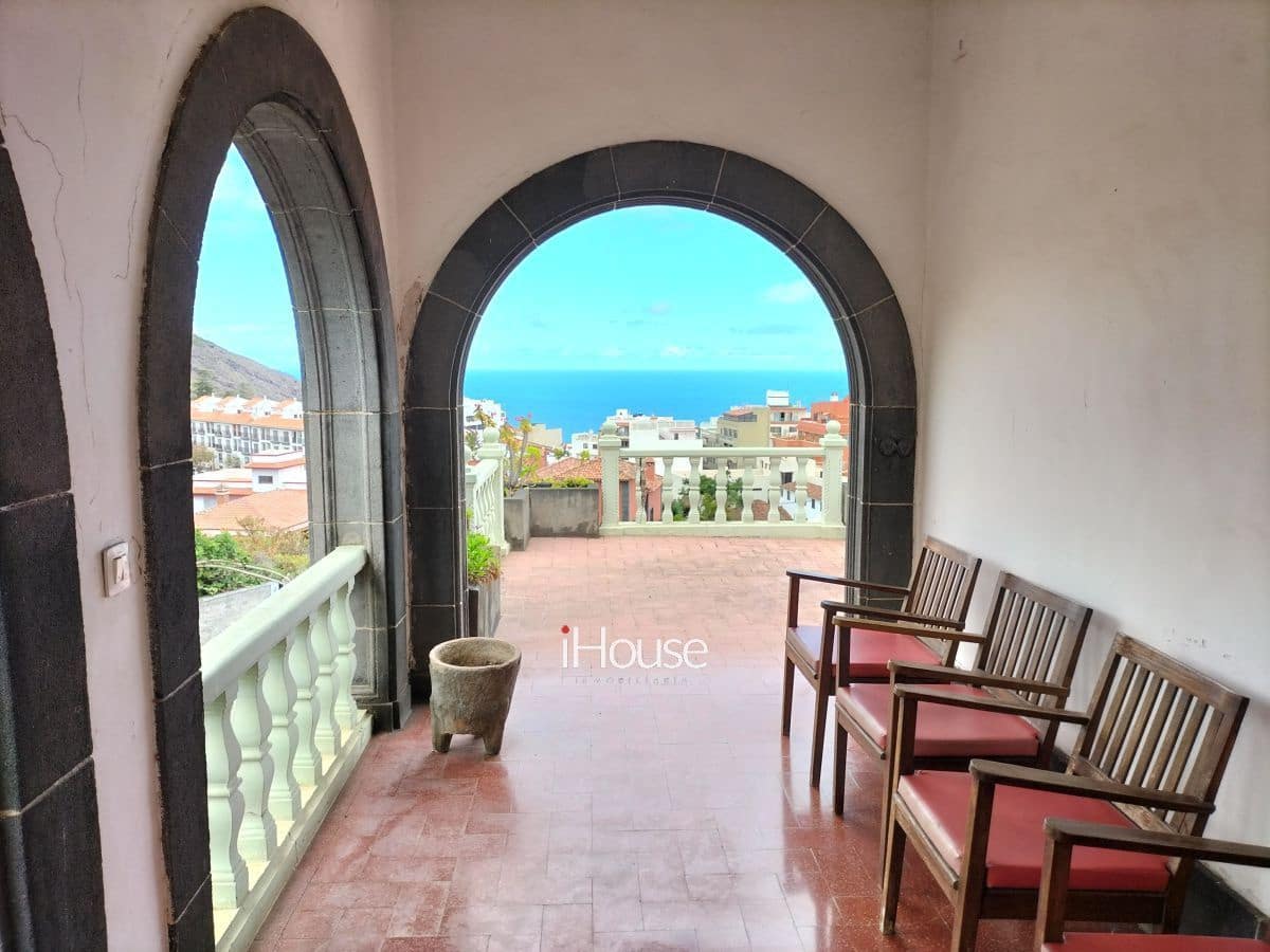 6 slaapkamer Villa te koop in Icod de los Vinos met garage - € 1.199.000 (Ref: 8980825)