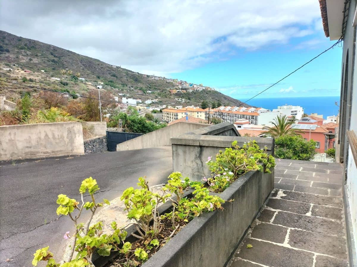 6 slaapkamer Villa te koop in Icod de los Vinos met garage - € 1.199.000 (Ref: 8980825)