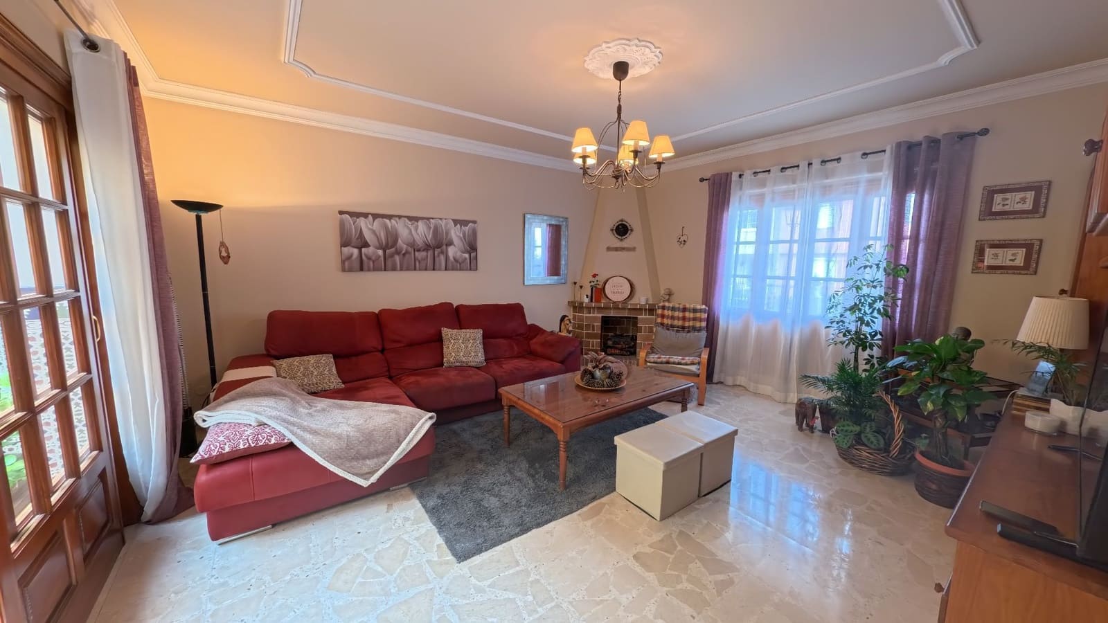 5 soverom Kjedet enebolig til salgs i La Orotava med garasje - € 497 000 (Ref: 8980828)