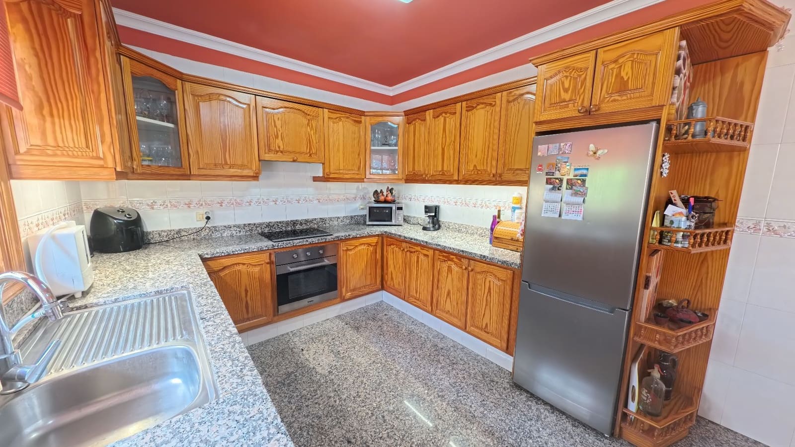 5 soverom Kjedet enebolig til salgs i La Orotava med garasje - € 497 000 (Ref: 8980828)