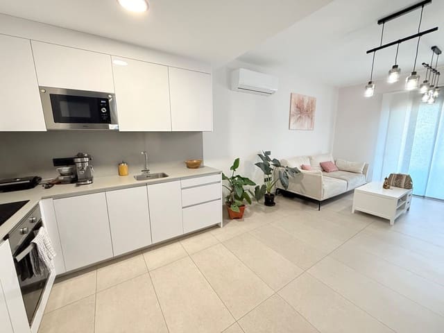 1 soverom Leilighet til leie i Puerto de la Cruz med svømmebasseng garasje - € 1 250 (Ref: 8993579)