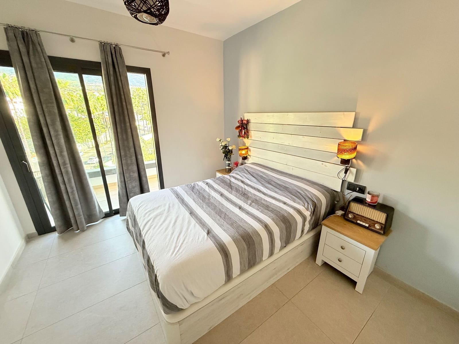 1 bedroom Apartment for rent in Puerto de la Cruz with pool garage - € 1,250 (Ref: 8993579)