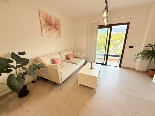 1 soverom Leilighet til leie i Puerto de la Cruz med svømmebasseng garasje - € 1 250 (Ref: 8993579)