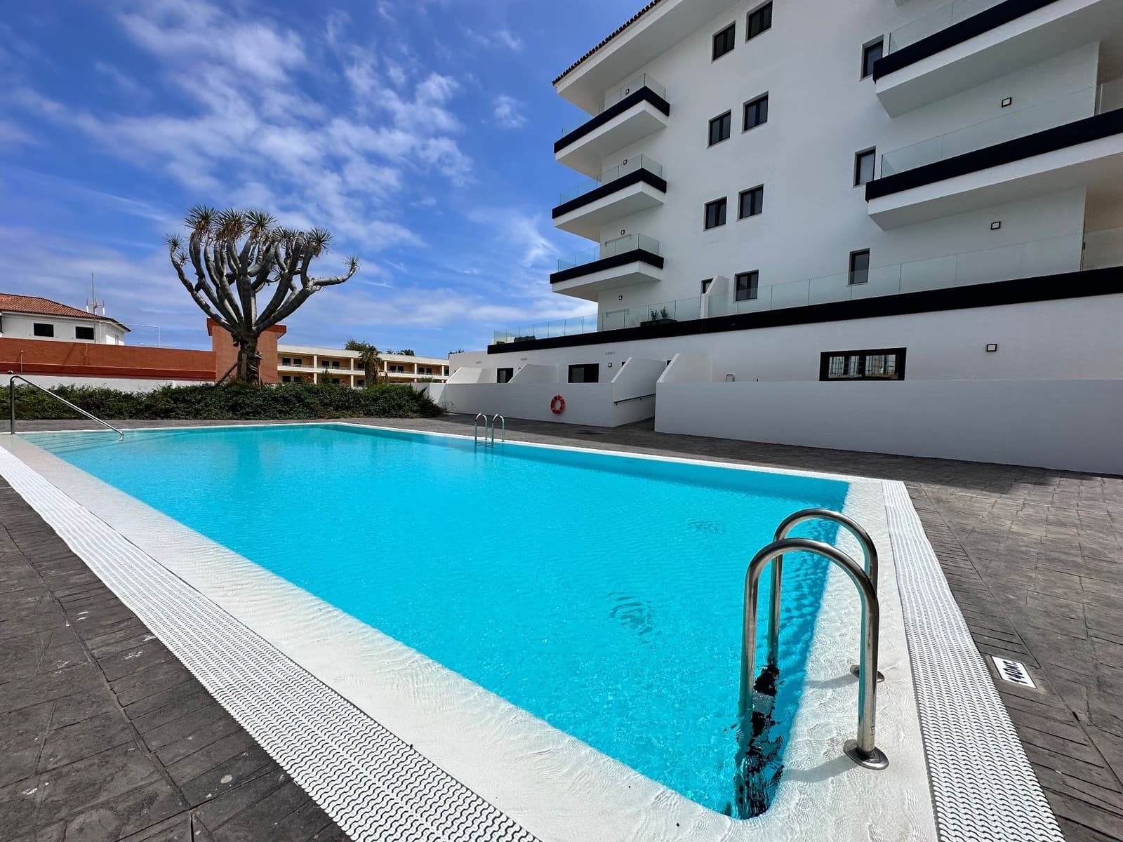 1 soveværelse Lejlighed til leje i Puerto de la Cruz med swimmingpool garage - € 1.250 (Ref: 8993579)