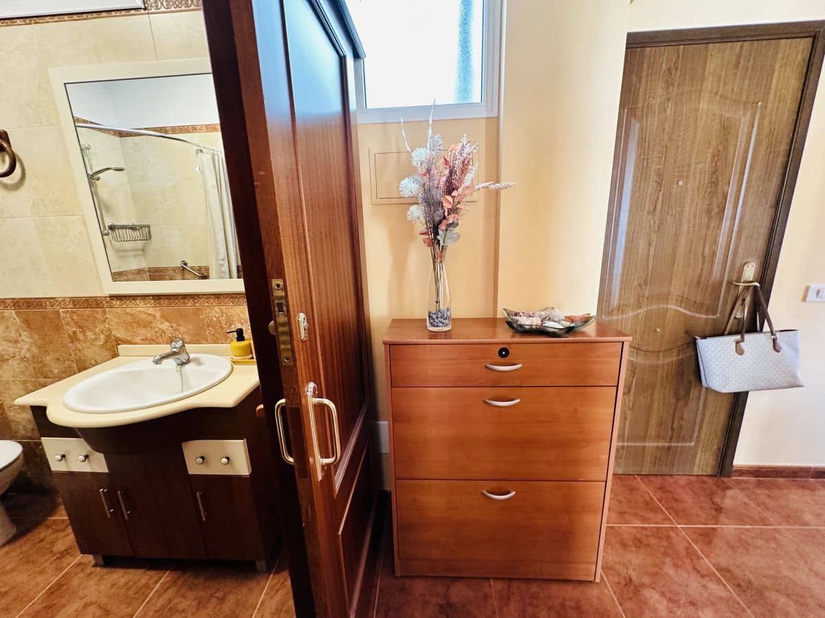 2 soveværelse Lejlighed til salg i Puerto de la Cruz - € 246.000 (Ref: 9008898)