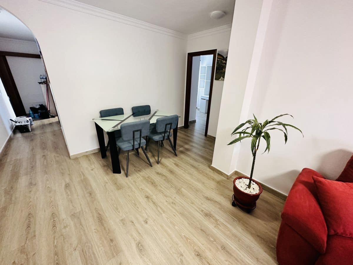 3 quarto Apartamento para arrendar em Los Realejos com garagem - 1 050 € (Ref: 9117001)