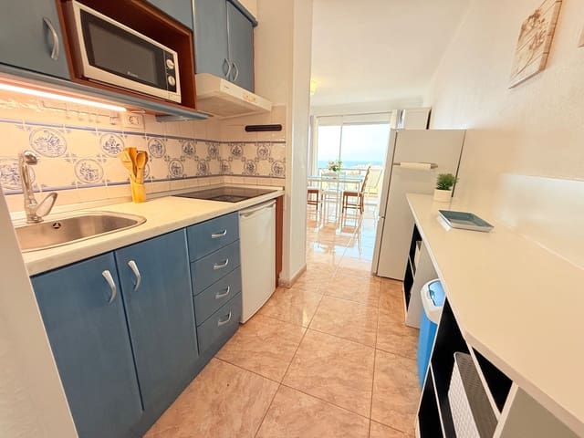 Apartamento de 1 habitación en Puerto de la Cruz en alquiler con piscina - 1.100 € (Ref: 9163516)