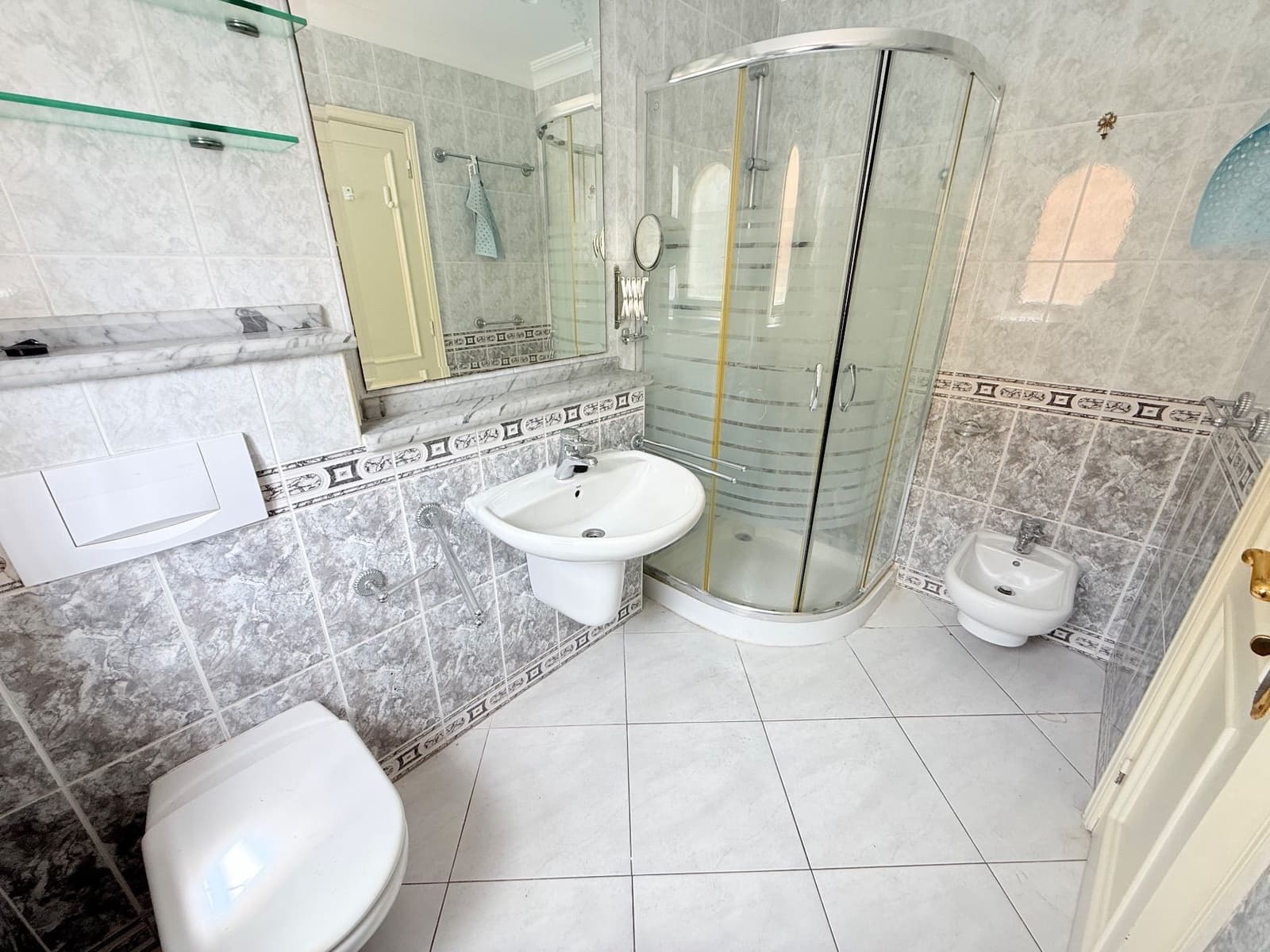 3 soverom Leilighet til salgs i Puerto de la Cruz med svømmebasseng garasje - € 405 000 (Ref: 9209393)