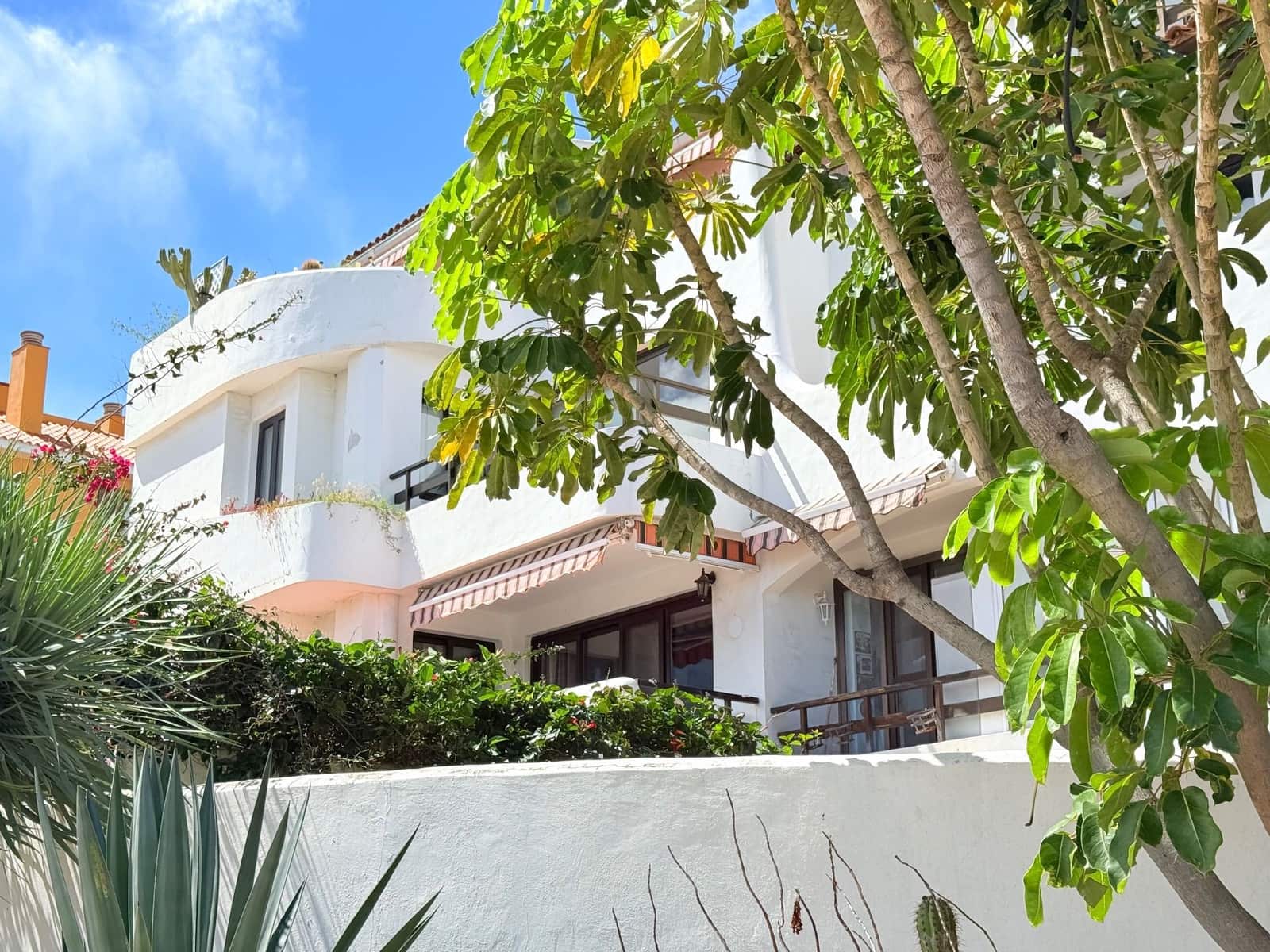 3 soverom Leilighet til salgs i Puerto de la Cruz med svømmebasseng garasje - € 405 000 (Ref: 9209393)