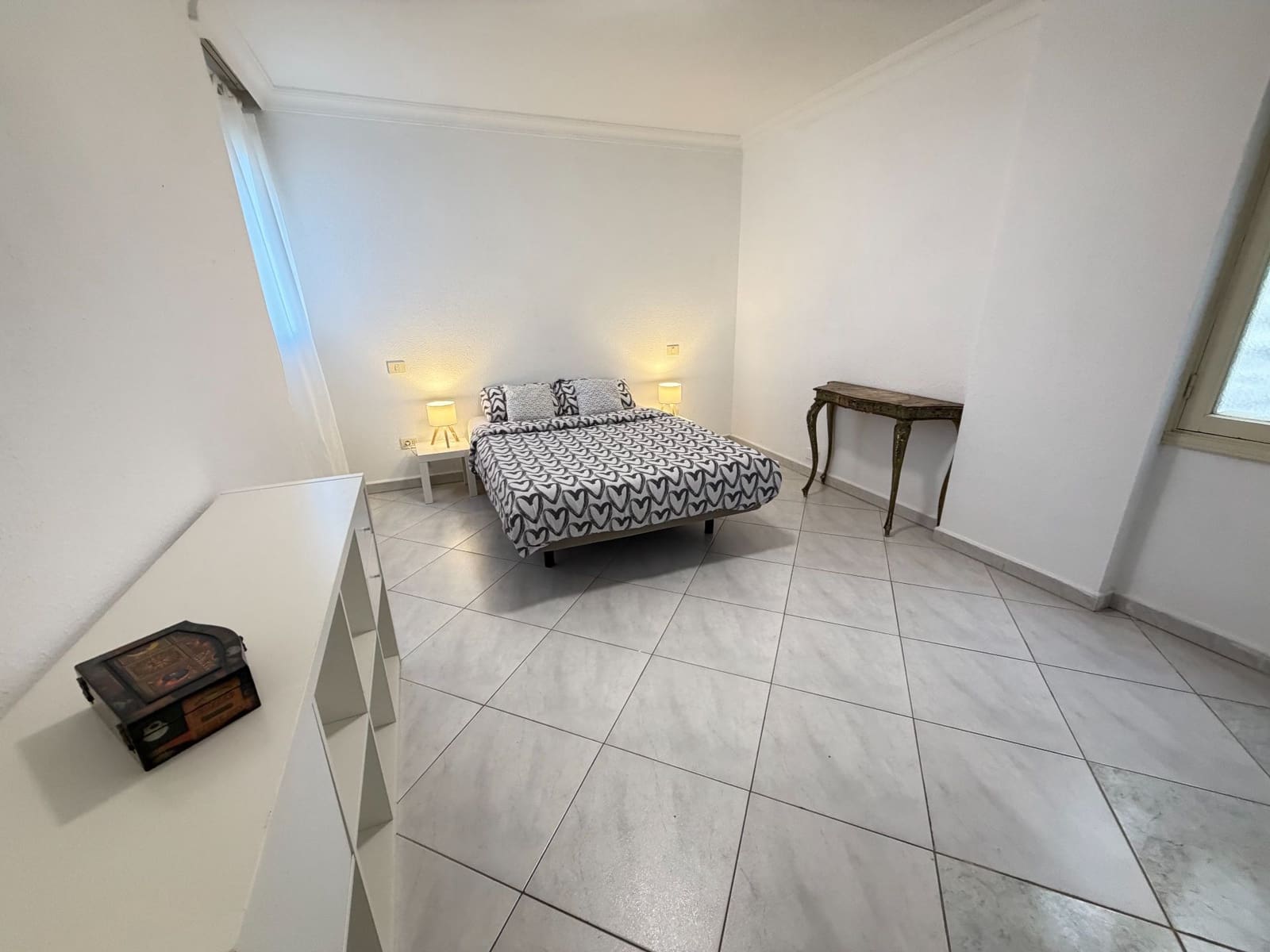 3 bedroom Apartment for sale in Puerto de la Cruz with pool garage - € 405,000 (Ref: 9209393)