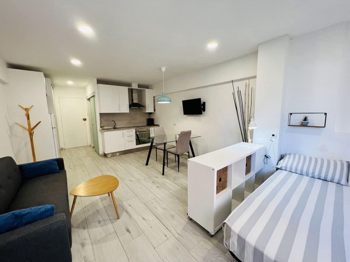 Estudio en Puerto de la Cruz en alquiler - 850 € (Ref: 9209394)
