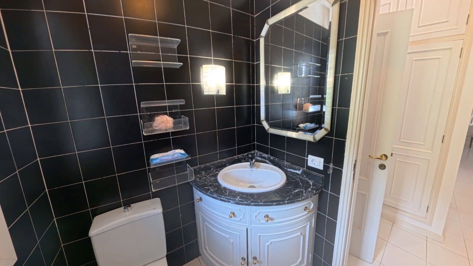 3 soverom Villa til salgs i La Orotava med svømmebasseng garasje - € 695 000 (Ref: 9326000)