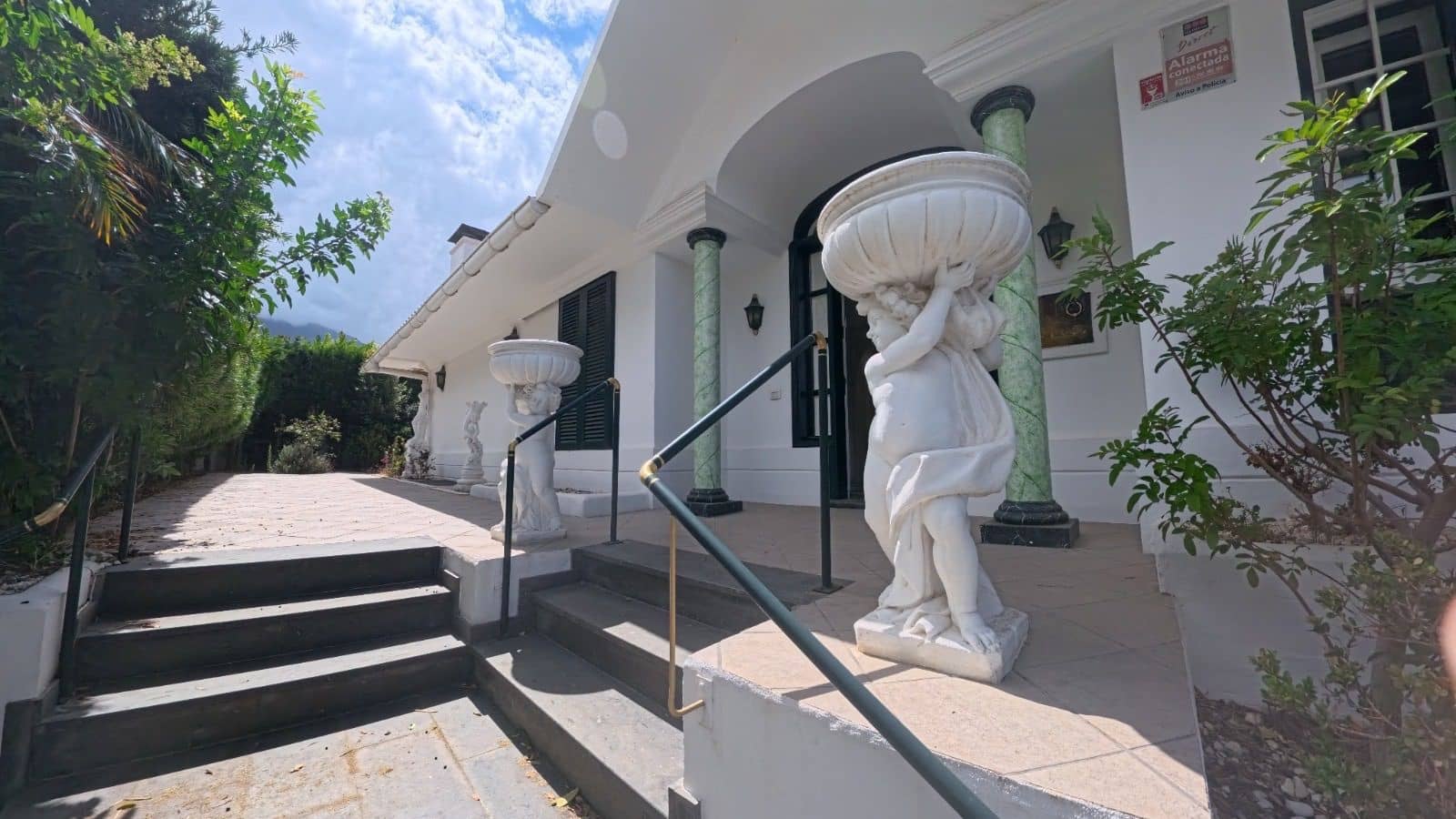 3 soverom Villa til salgs i La Orotava med svømmebasseng garasje - € 695 000 (Ref: 9326000)