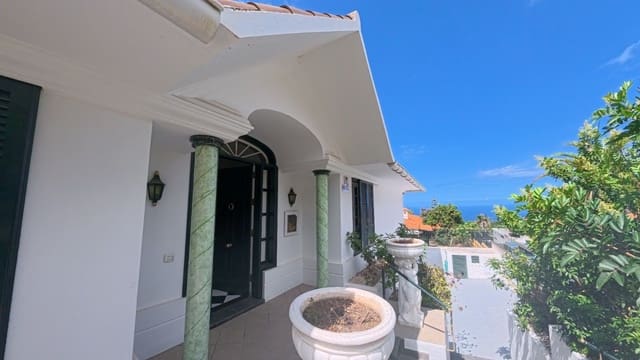 3 soverom Villa til salgs i La Orotava med svømmebasseng garasje - € 695 000 (Ref: 9326000)