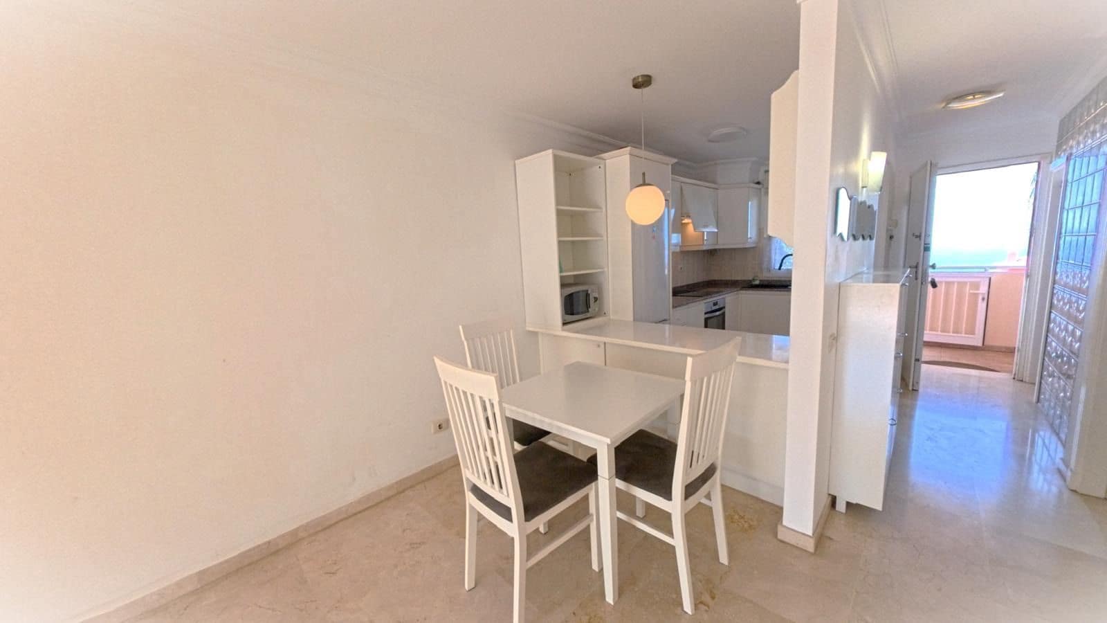 2 soveværelse Lejlighed til salg i Puerto de la Cruz med swimmingpool garage - € 289.000 (Ref: 9356683)