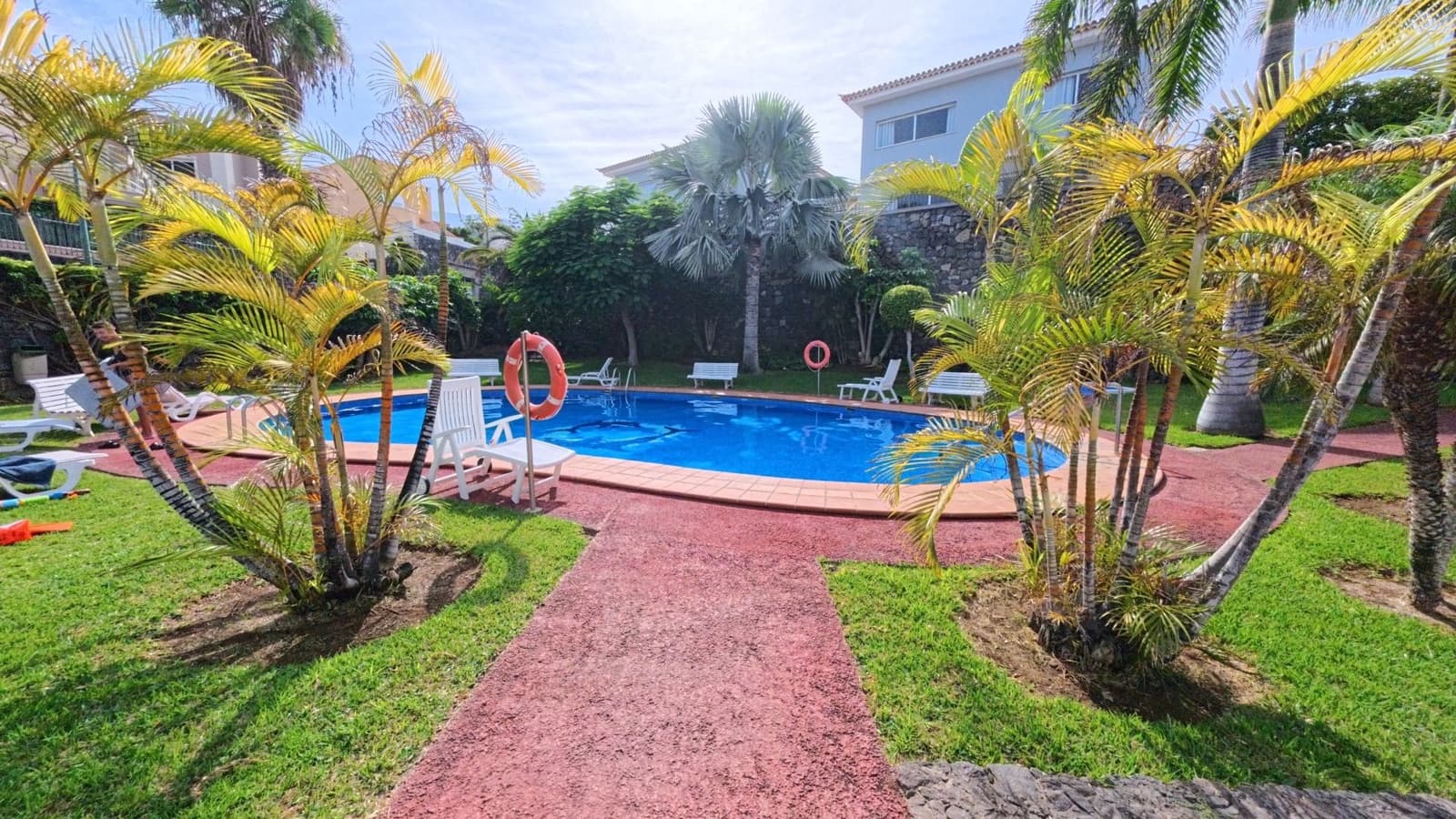 2 soveværelse Lejlighed til salg i Puerto de la Cruz med swimmingpool garage - € 289.000 (Ref: 9356683)