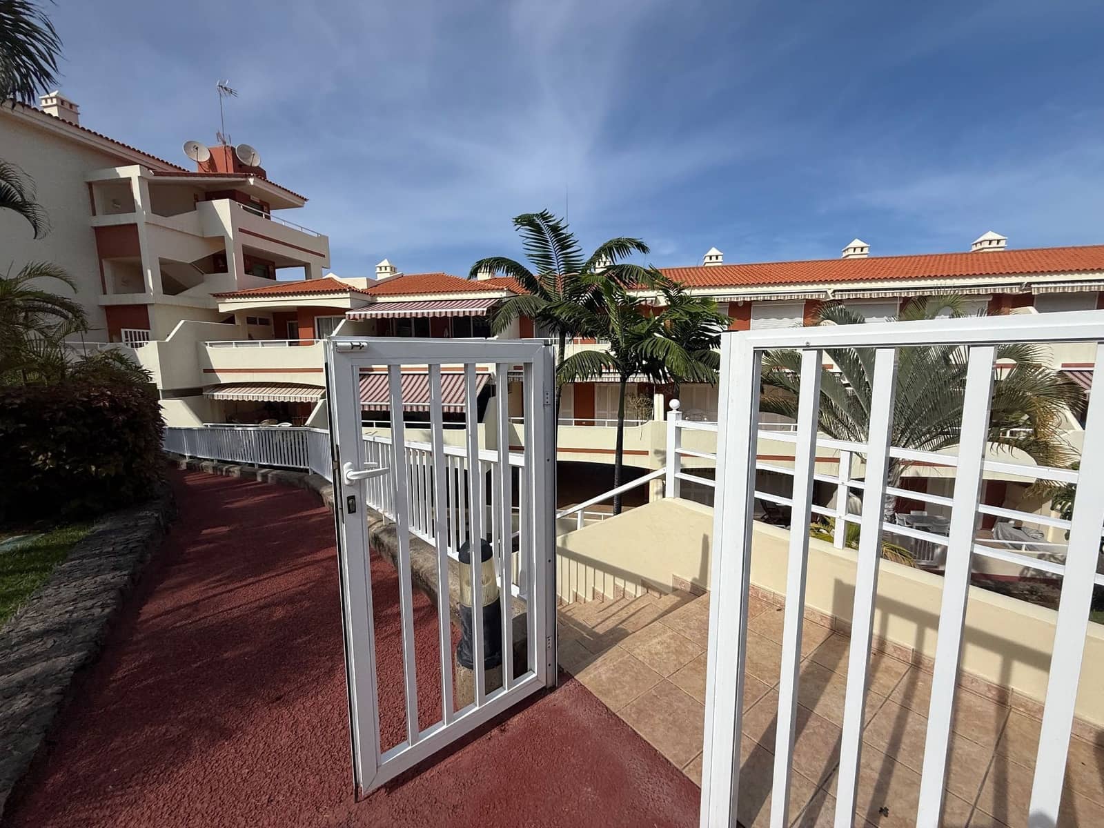 2 soveværelse Lejlighed til salg i Puerto de la Cruz med swimmingpool garage - € 289.000 (Ref: 9356683)