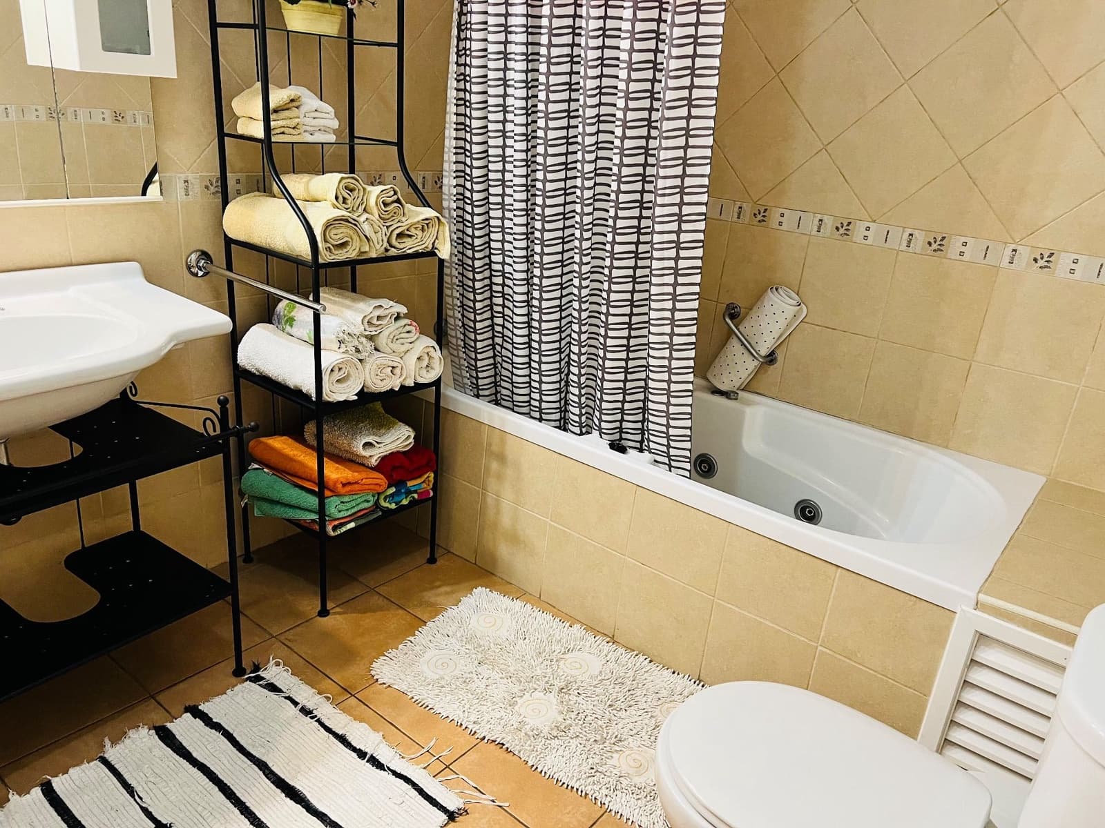 1 makuuhuone Huoneisto vuokrattavana paikassa Puerto de la Cruz mukana uima-altaan - 1 200 € (Ref: 9377827)