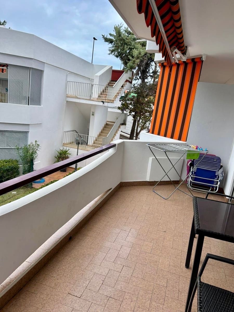 1 bedroom Apartment for rent in Puerto de la Cruz with pool - € 900 (Ref: 9382365)