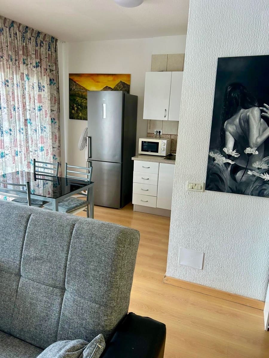 1 bedroom Apartment for rent in Puerto de la Cruz with pool - € 900 (Ref: 9382365)