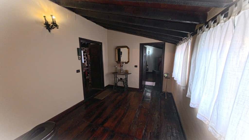 4 sovrum Villa till salu i Los Realejos - 330 000 € (Ref: 9382366)