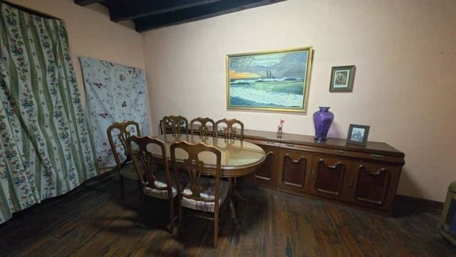 4 slaapkamer Villa te koop in Los Realejos - € 330.000 (Ref: 9382366)