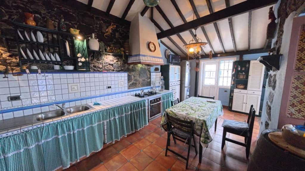 4 sovrum Villa till salu i Los Realejos - 330 000 € (Ref: 9382366)