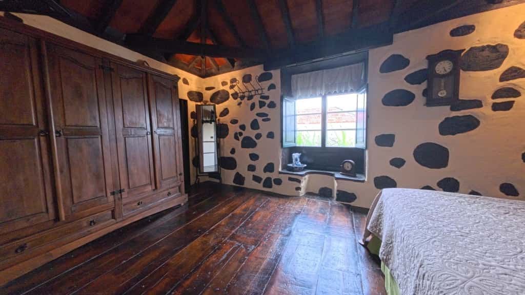 4 sovrum Villa till salu i Los Realejos - 330 000 € (Ref: 9382366)