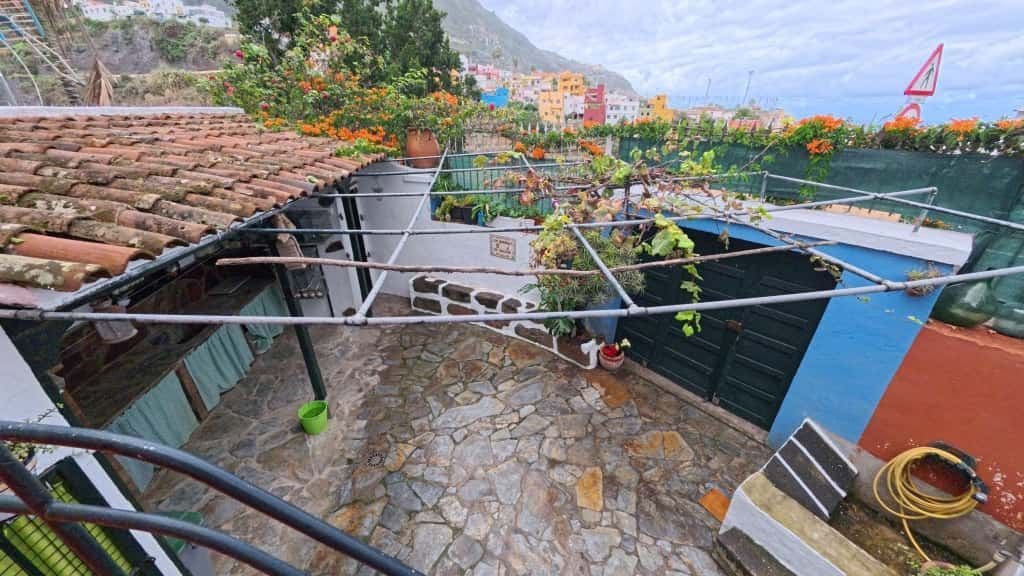 4 sovrum Villa till salu i Los Realejos - 330 000 € (Ref: 9382366)