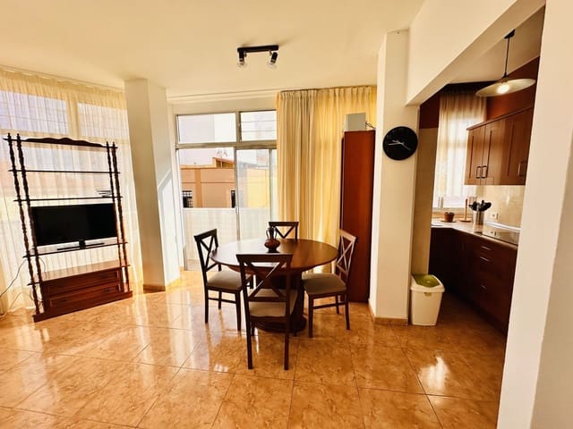 2 soveværelse Lejlighed til leje i Puerto de la Cruz - € 1.250 (Ref: 9409215)
