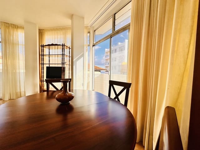 2 soveværelse Lejlighed til leje i Puerto de la Cruz - € 1.250 (Ref: 9409215)