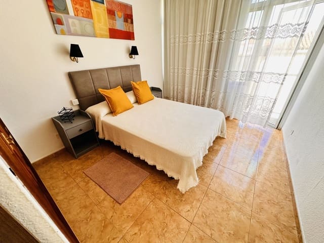 2 soveværelse Lejlighed til leje i Puerto de la Cruz - € 1.250 (Ref: 9409215)