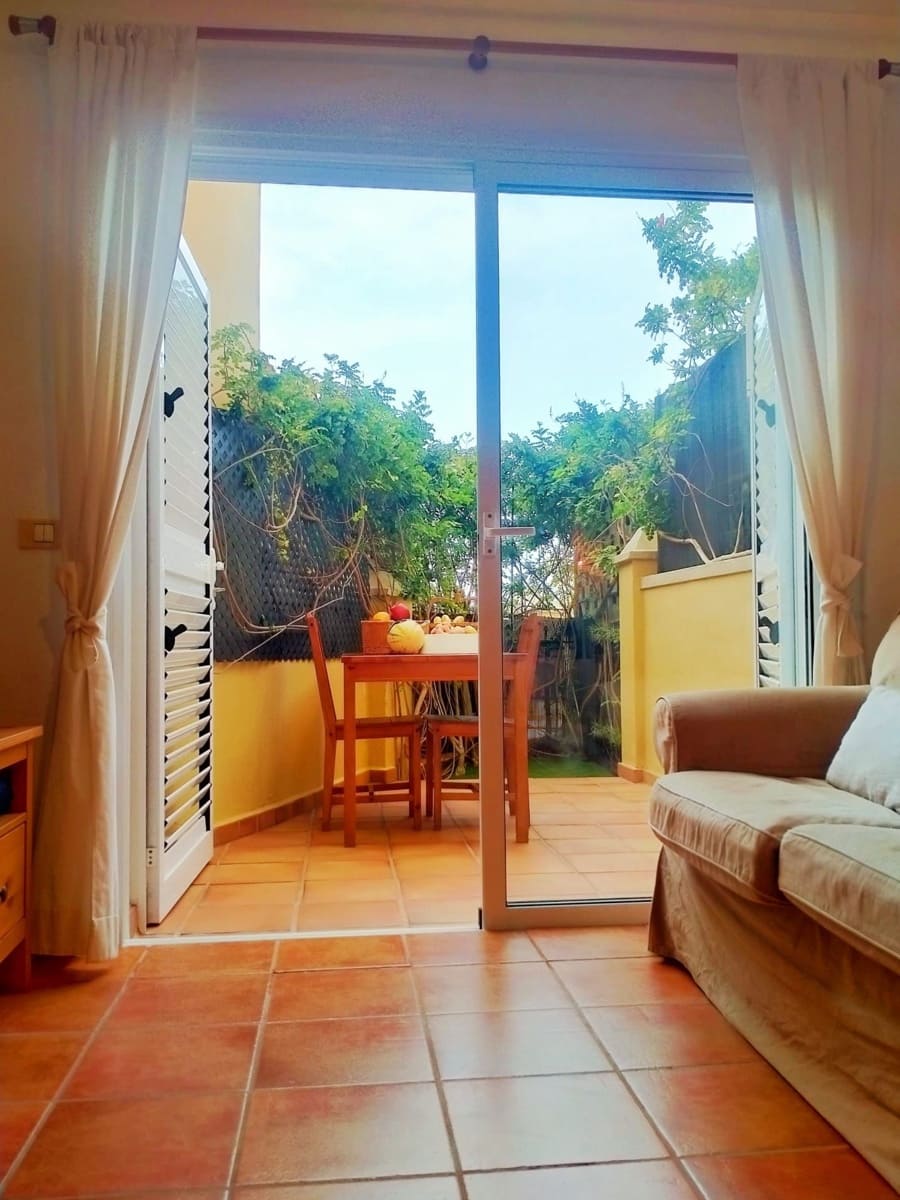 3 bedroom Flat for sale in La Quinta with pool garage - € 250,000 (Ref: 9433093)